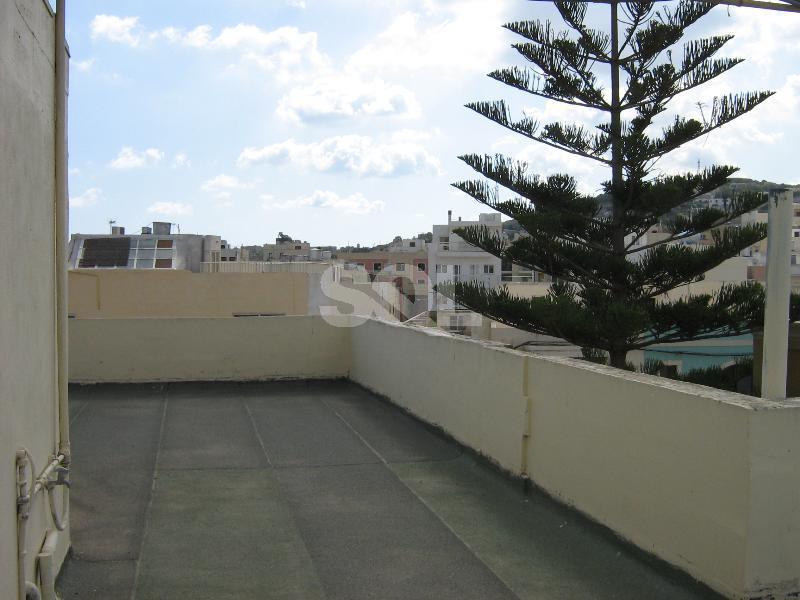 Terraced House in Bahar ic-Caghaq To Rent