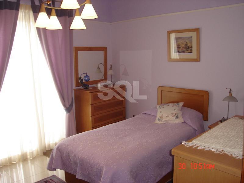 Apartment in Bugibba To Rent