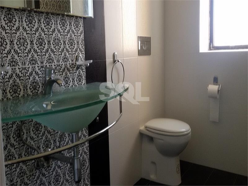 Apartment in Qawra To Rent