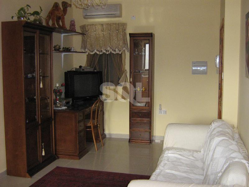 Apartment in Qawra To Rent