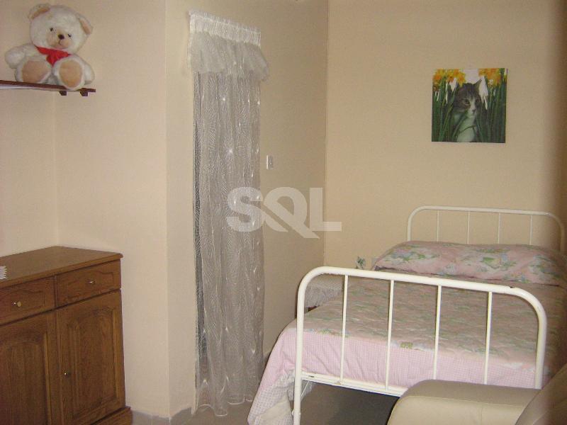 Apartment in Qawra To Rent