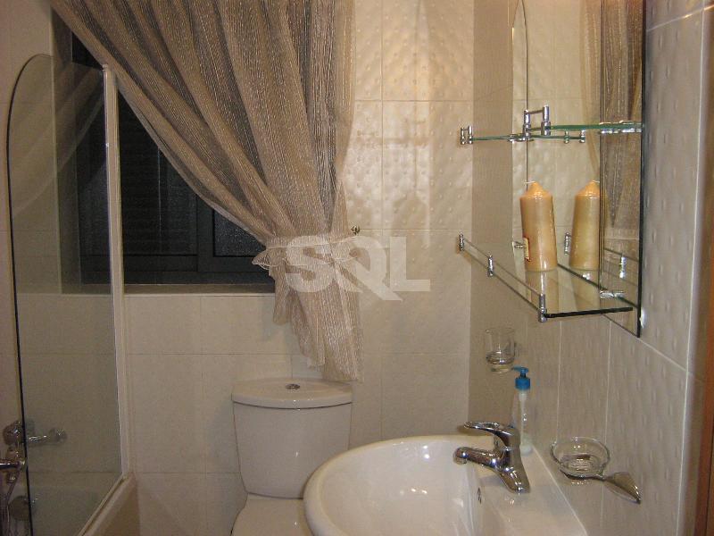 Apartment in Qawra To Rent