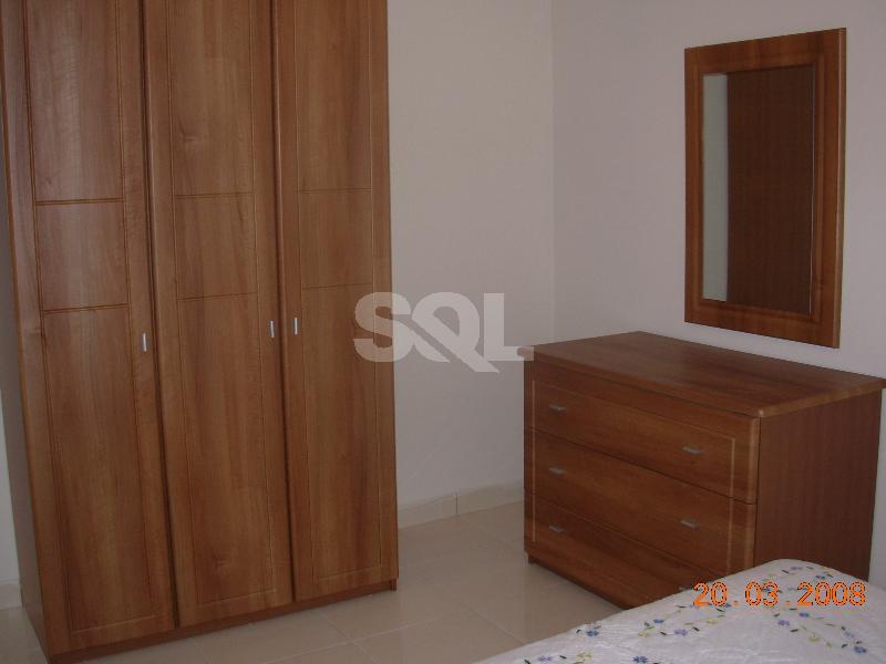Apartment in Qawra To Rent