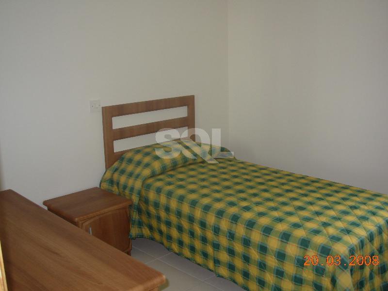 Apartment in Qawra To Rent