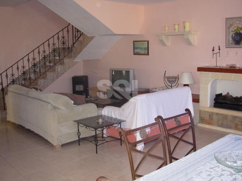 Semi-Detached Villa in Mellieha To Rent