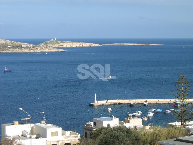 Villa in Xemxija To Rent