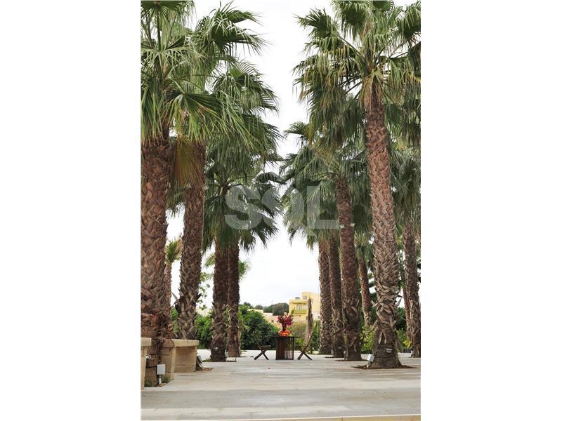 Farmhouse in Bahrija For Sale