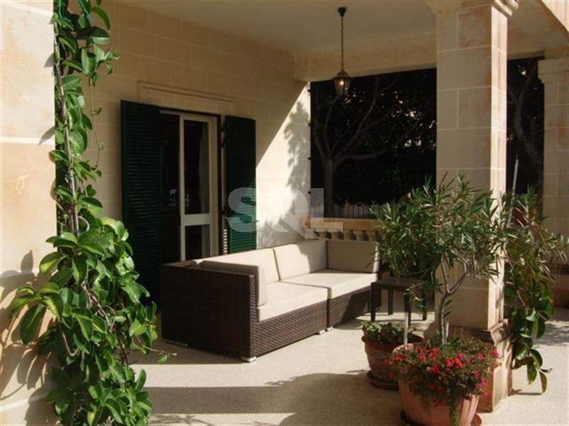 Bungalow in Iklin To Rent