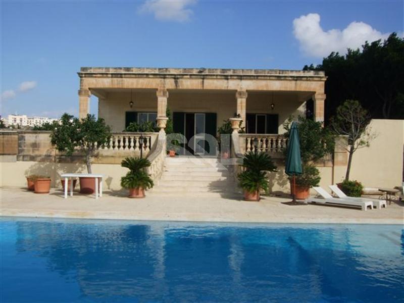 Bungalow in Iklin To Rent