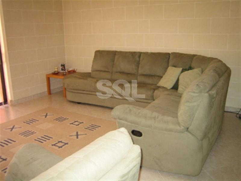 Villa in Madliena To Rent