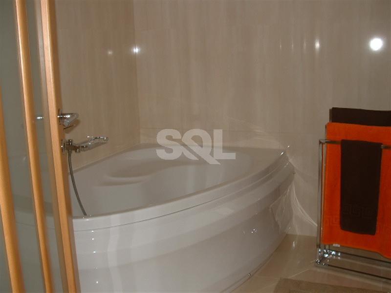 Apartment in Swieqi To Rent