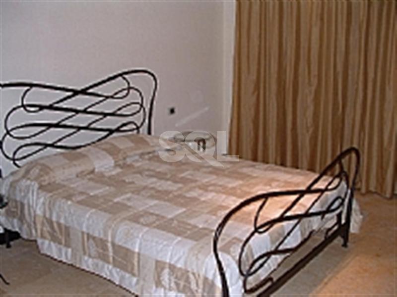 Penthouse in Portomaso To Rent