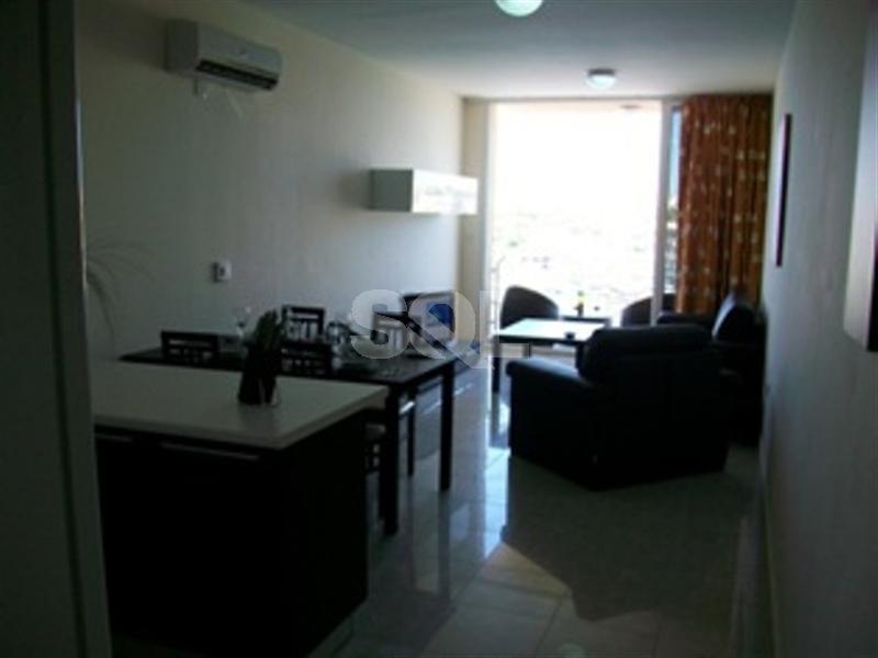 Apartment in Gzira To Rent