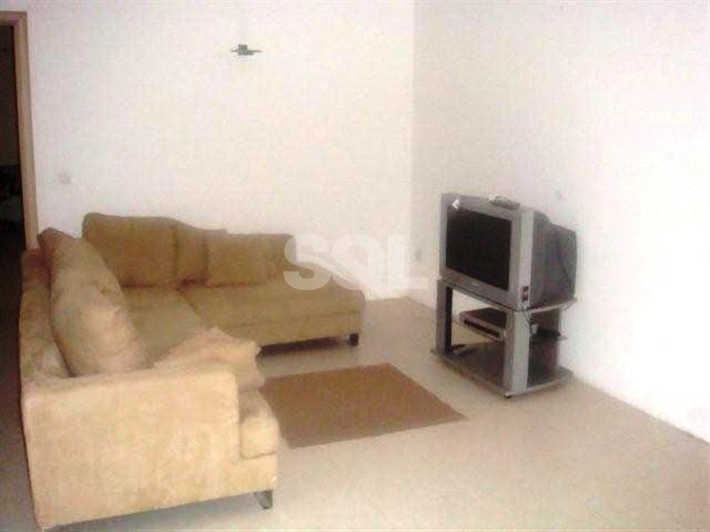 Maisonette in Pembroke To Rent