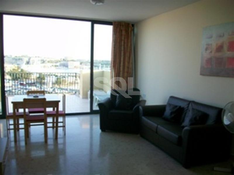 Penthouse in Gzira To Rent