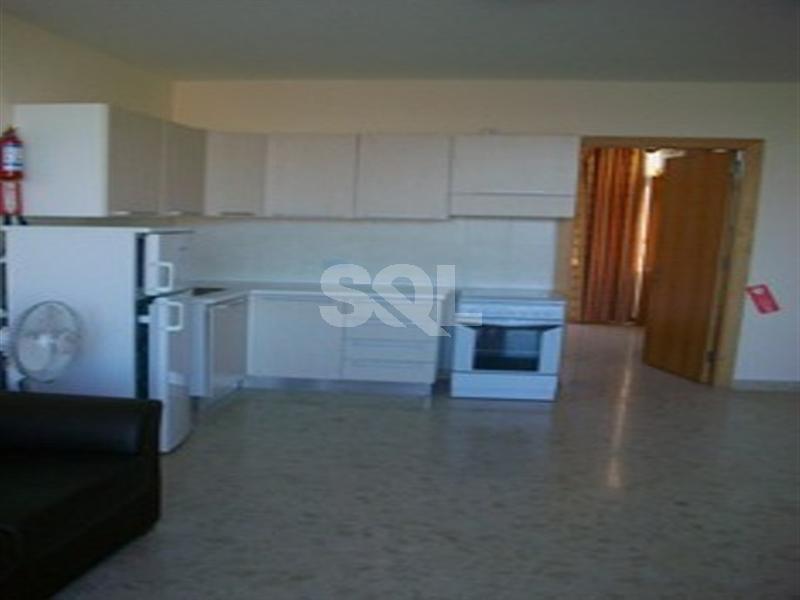Penthouse in Gzira To Rent