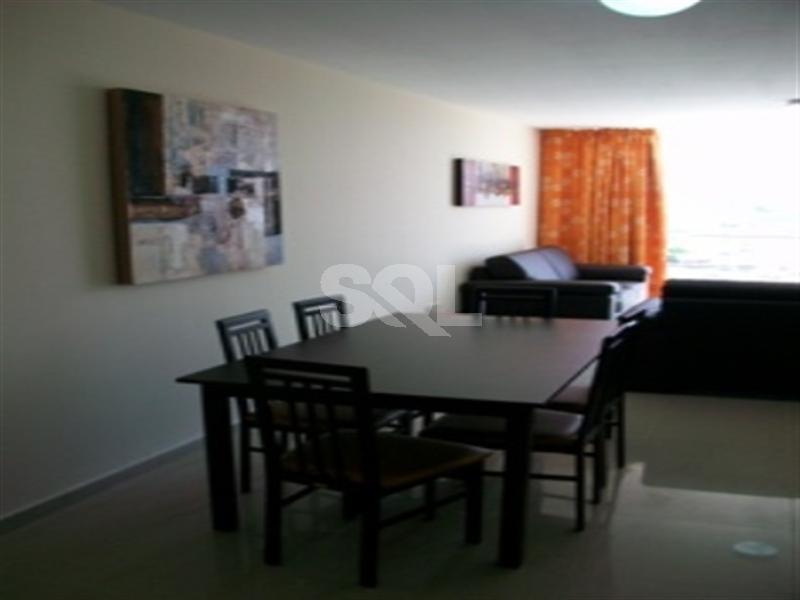 Apartment in Gzira To Rent