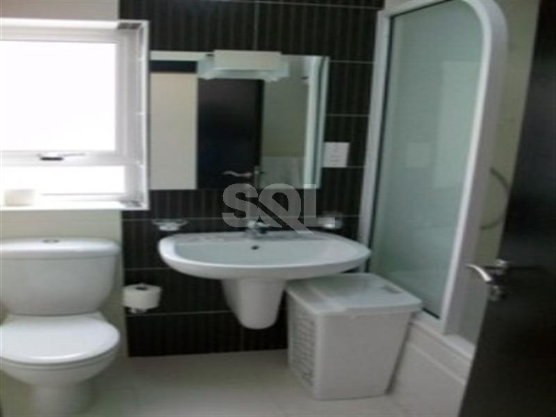 Apartment in Gzira To Rent