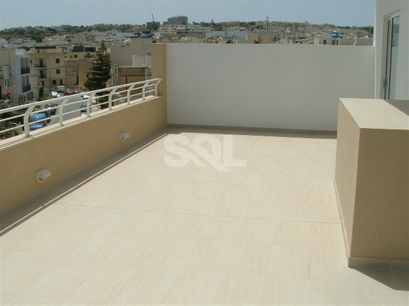Penthouse in Swieqi To Rent