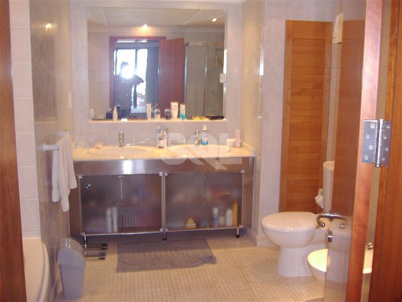 Apartment in Portomaso To Rent