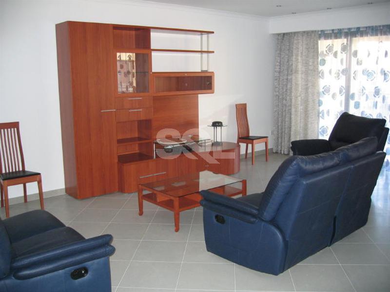 Apartment in Portomaso To Rent