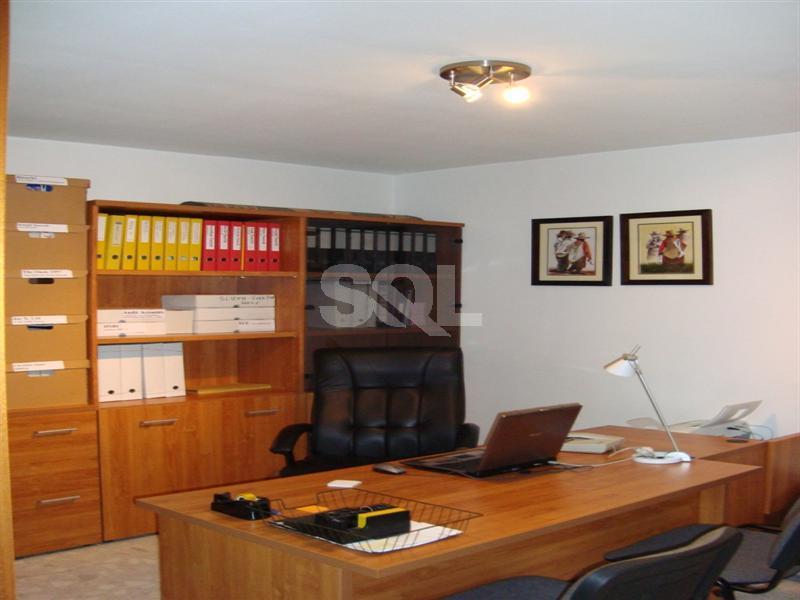 Office in Naxxar To Rent