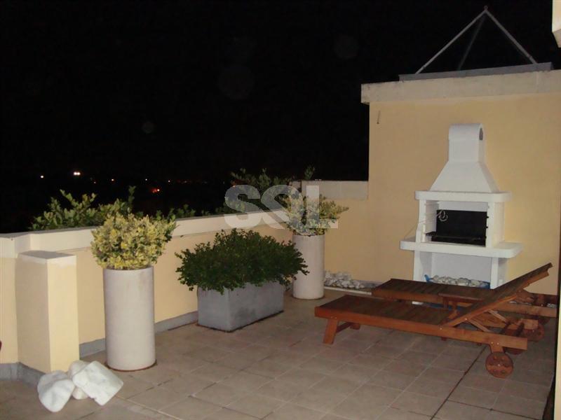 Office in Naxxar To Rent