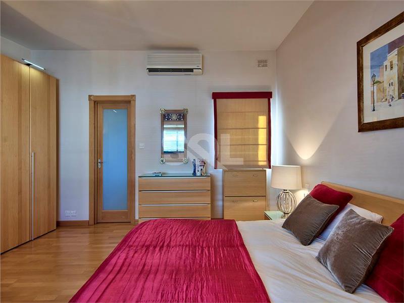 Penthouse in Sliema To Rent