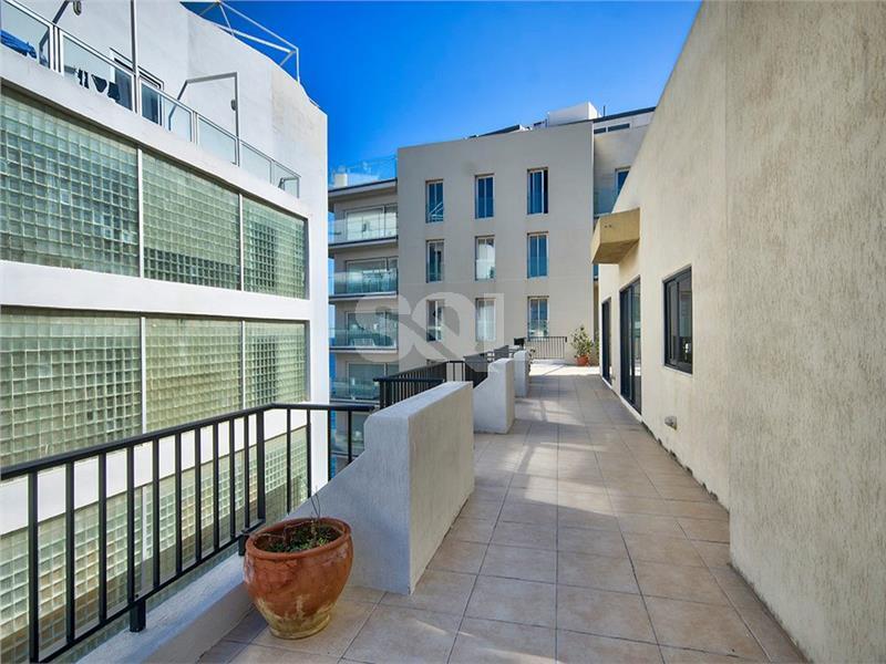 Penthouse in Sliema To Rent