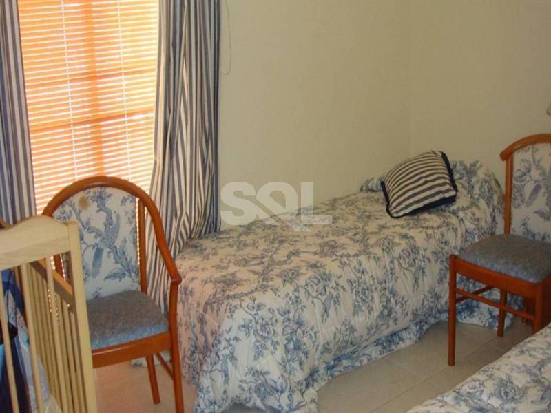 Apartment in Portomaso To Rent