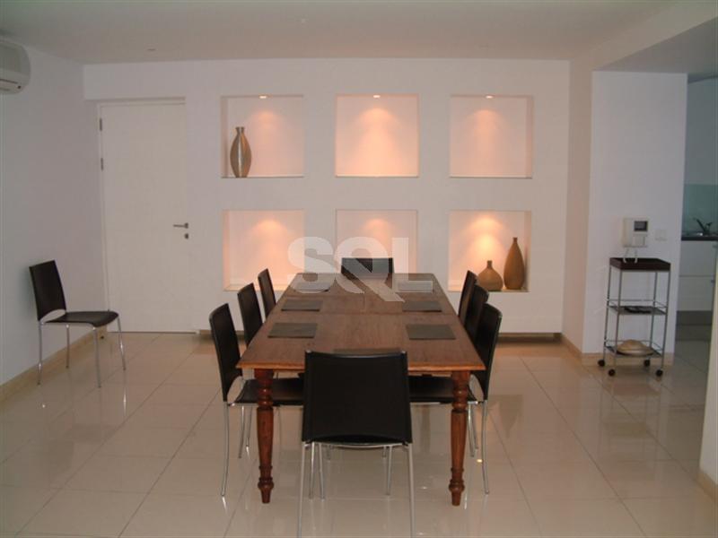 Villa in Naxxar To Rent