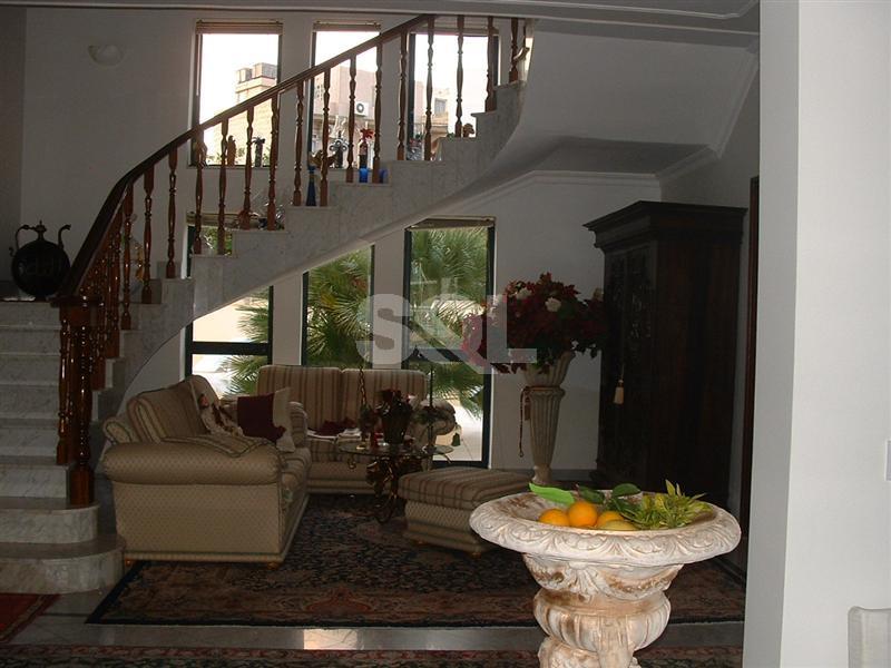 Villa in Swieqi To Rent