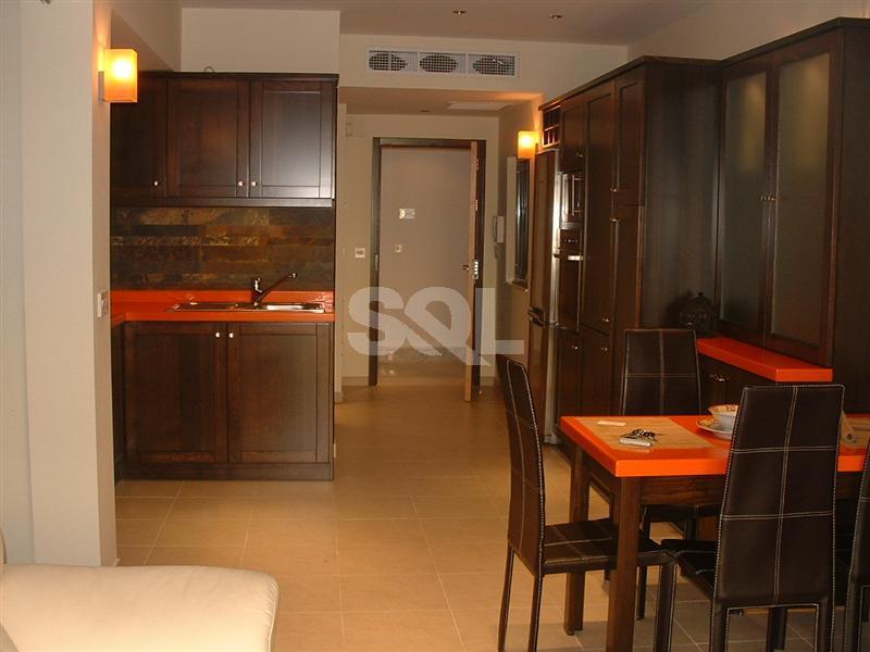 Apartment in Portomaso To Rent