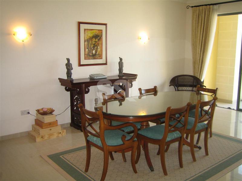 Apartment in Portomaso To Rent