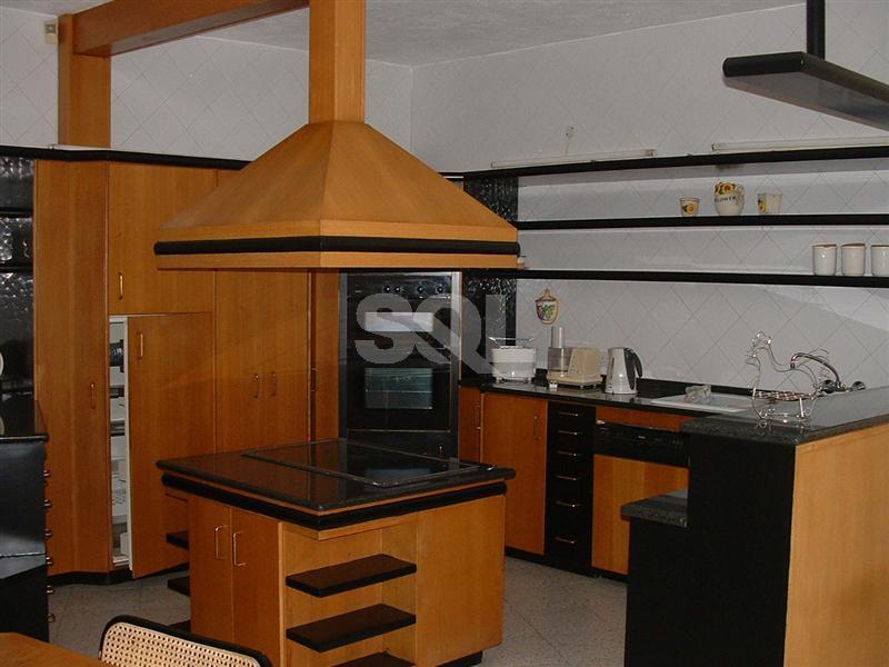 Bungalow in Attard To Rent