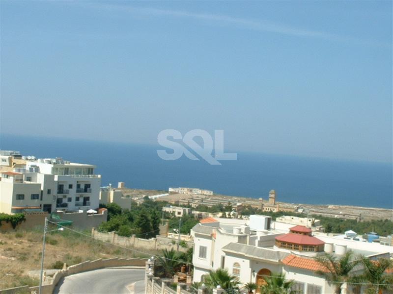 Villa in Madliena To Rent