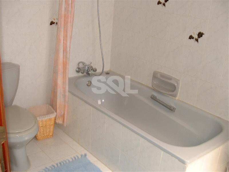 Villa in Madliena To Rent