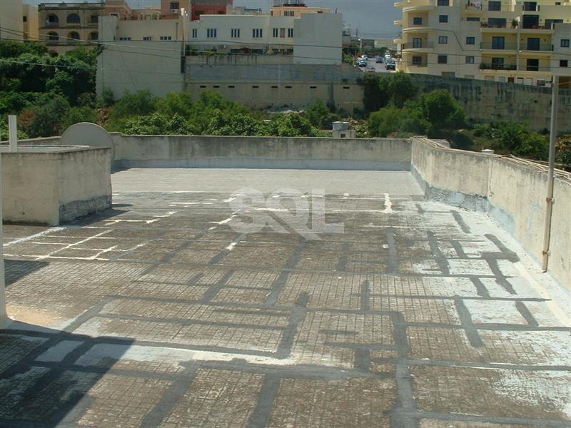 Villa in Birkirkara To Rent