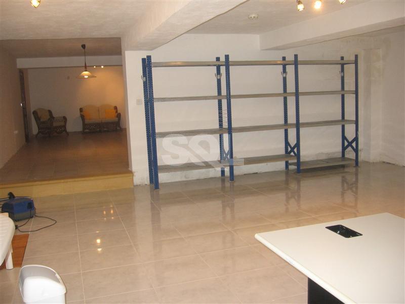 Villa in Madliena To Rent