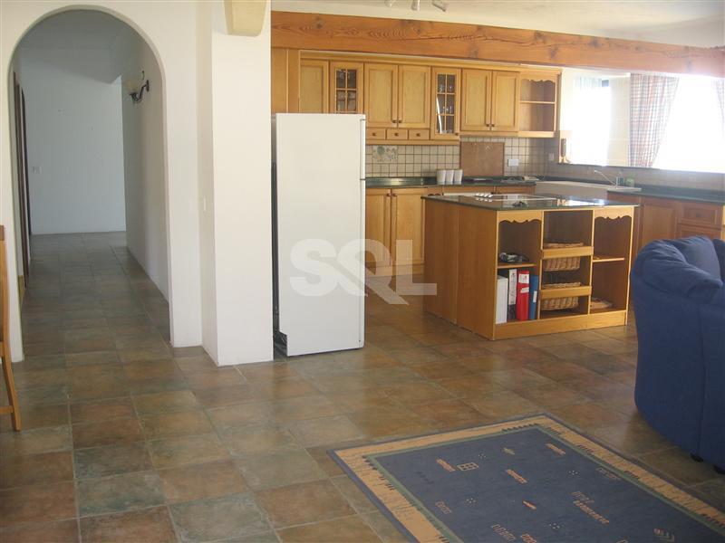 Villa in Madliena To Rent