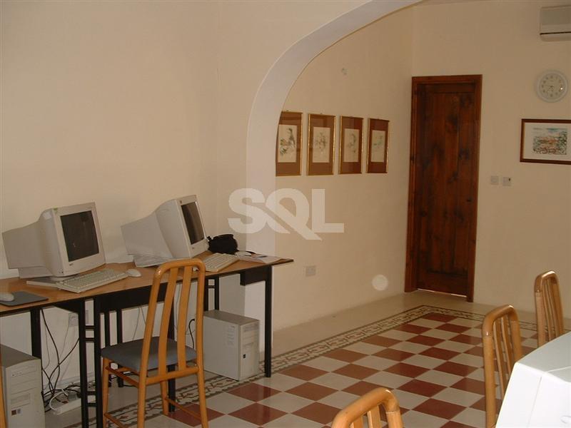 Retail/Catering in San Gwann To Rent