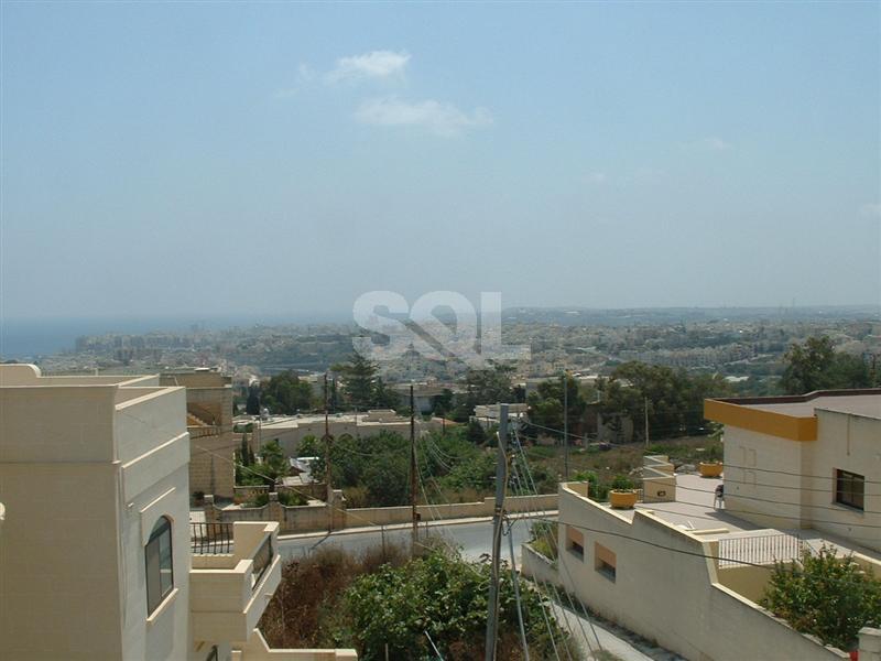 Villa in Ta' L-Ibrag To Rent