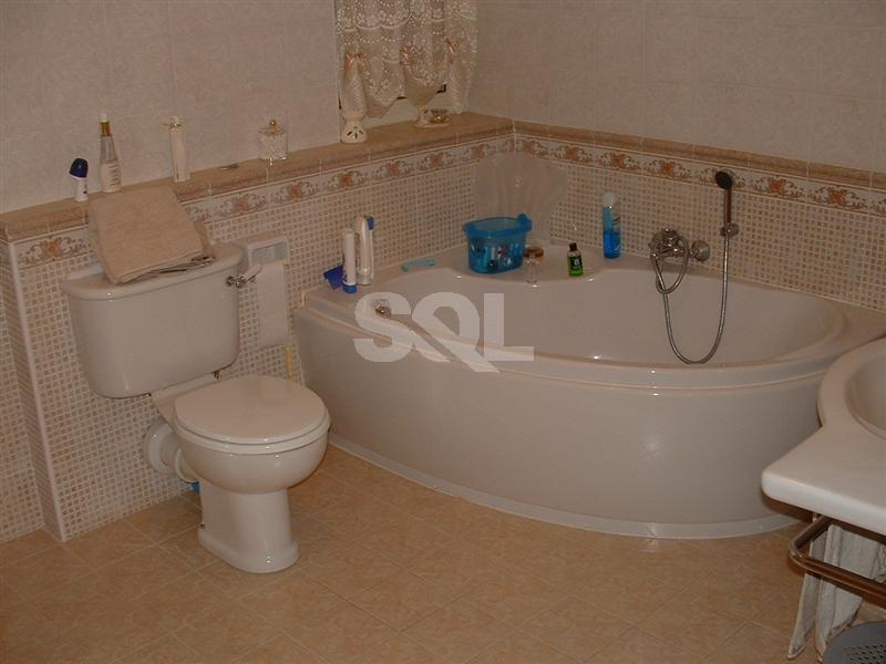 Villa in Ta' L-Ibrag To Rent