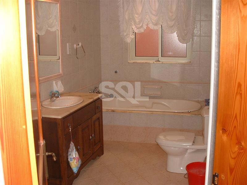 Maisonette in Wardija To Rent