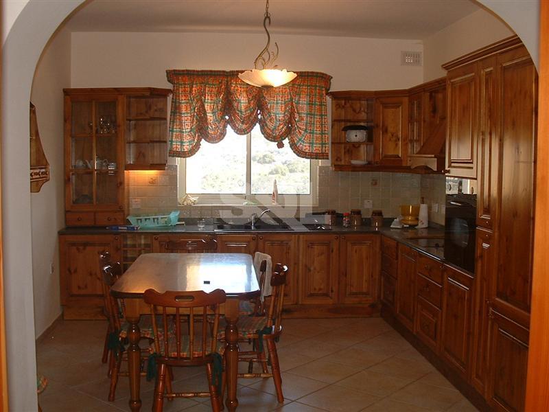 Maisonette in Wardija To Rent