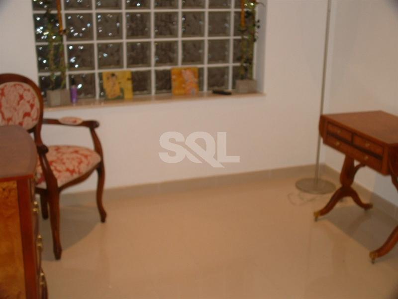 Apartment in Portomaso To Rent