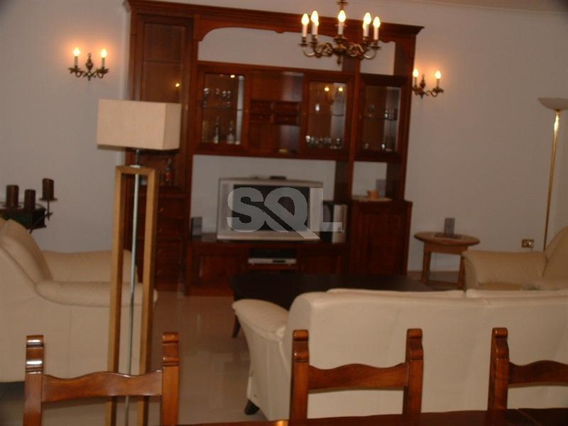 Apartment in Portomaso To Rent