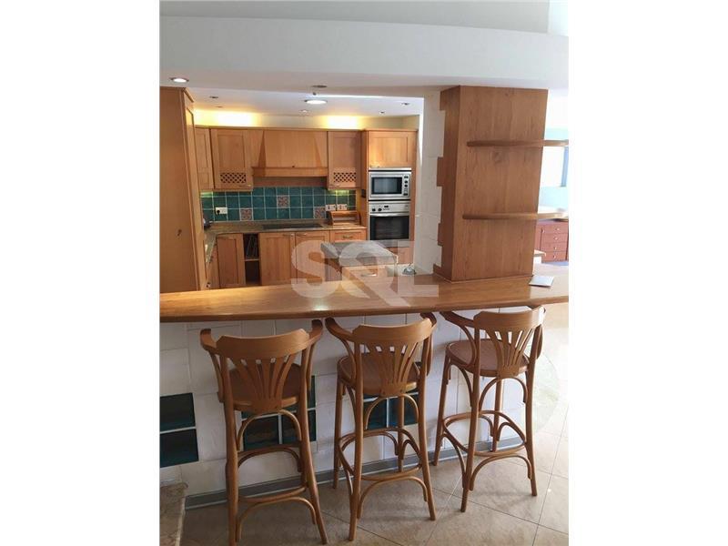 Apartment in Portomaso To Rent