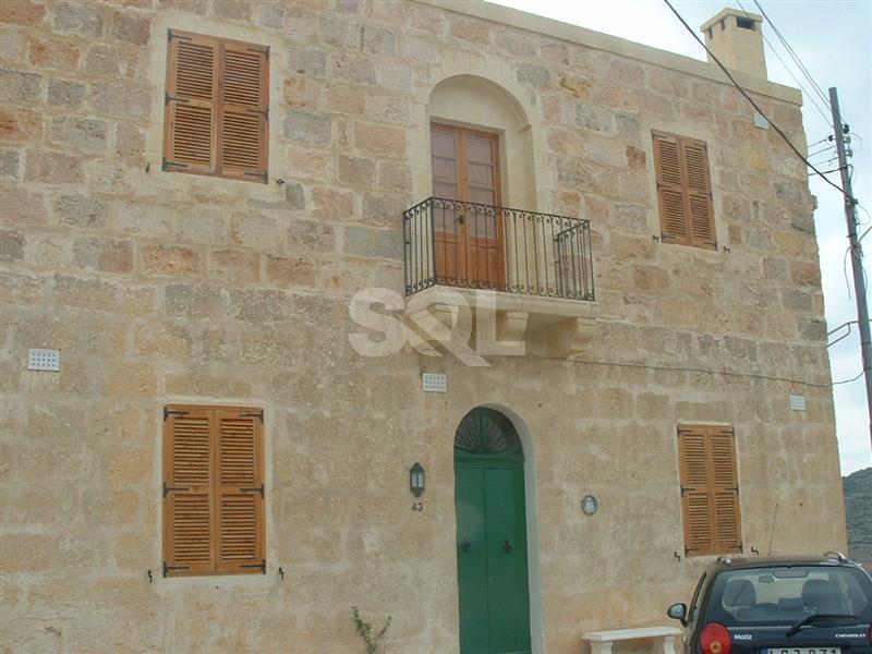 Farmhouse in Manikata To Rent