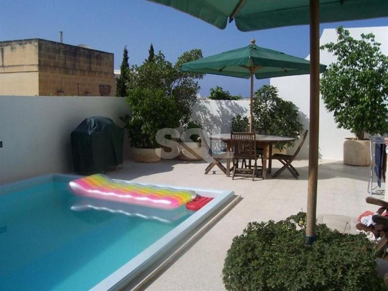 Maisonette in The Village To Rent